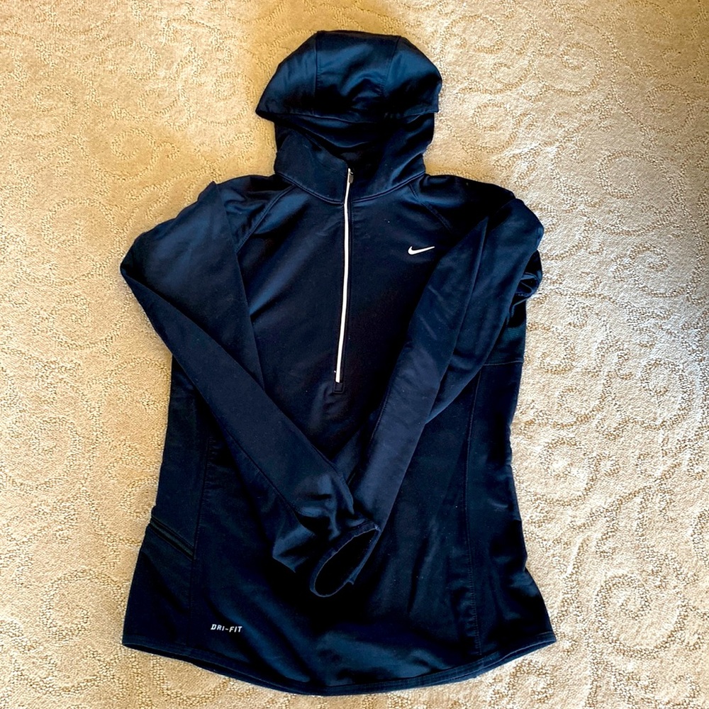Womens Nike Dri-Fit Hooded Half Zip long sleeve top w/thumb holes